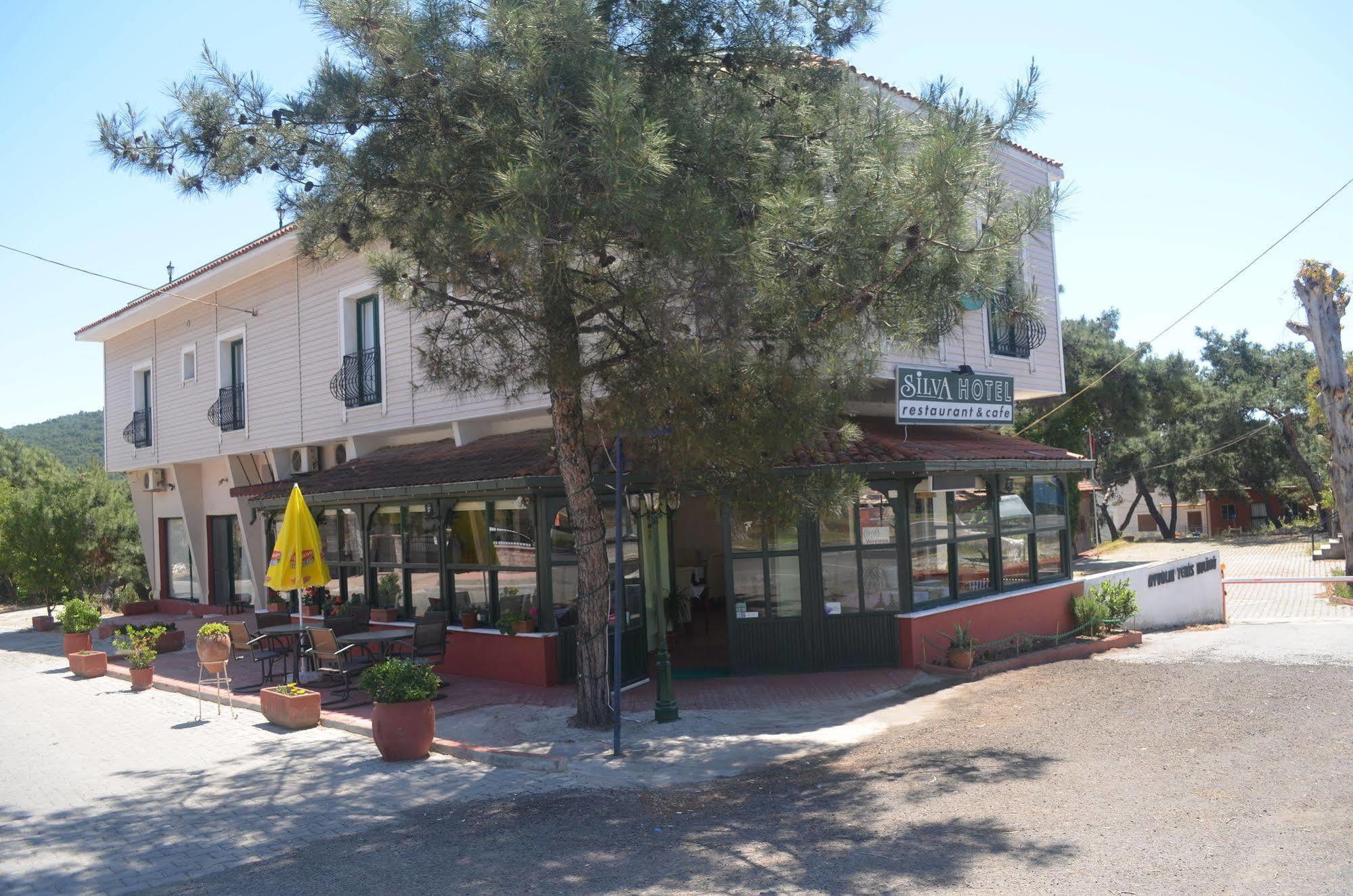 Silva Hotel Ayvalik Exterior photo